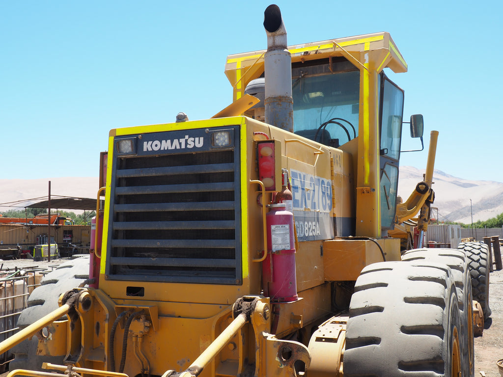 Lot 012 - 2011 Komatsu GD825A-2T