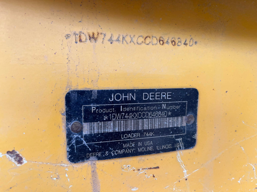 Lot 006 - 2013 John Deere 744K