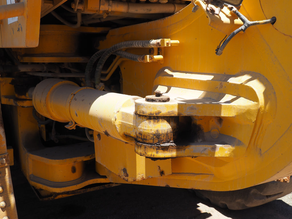 Lot 012 - 2011 Komatsu GD825A-2T