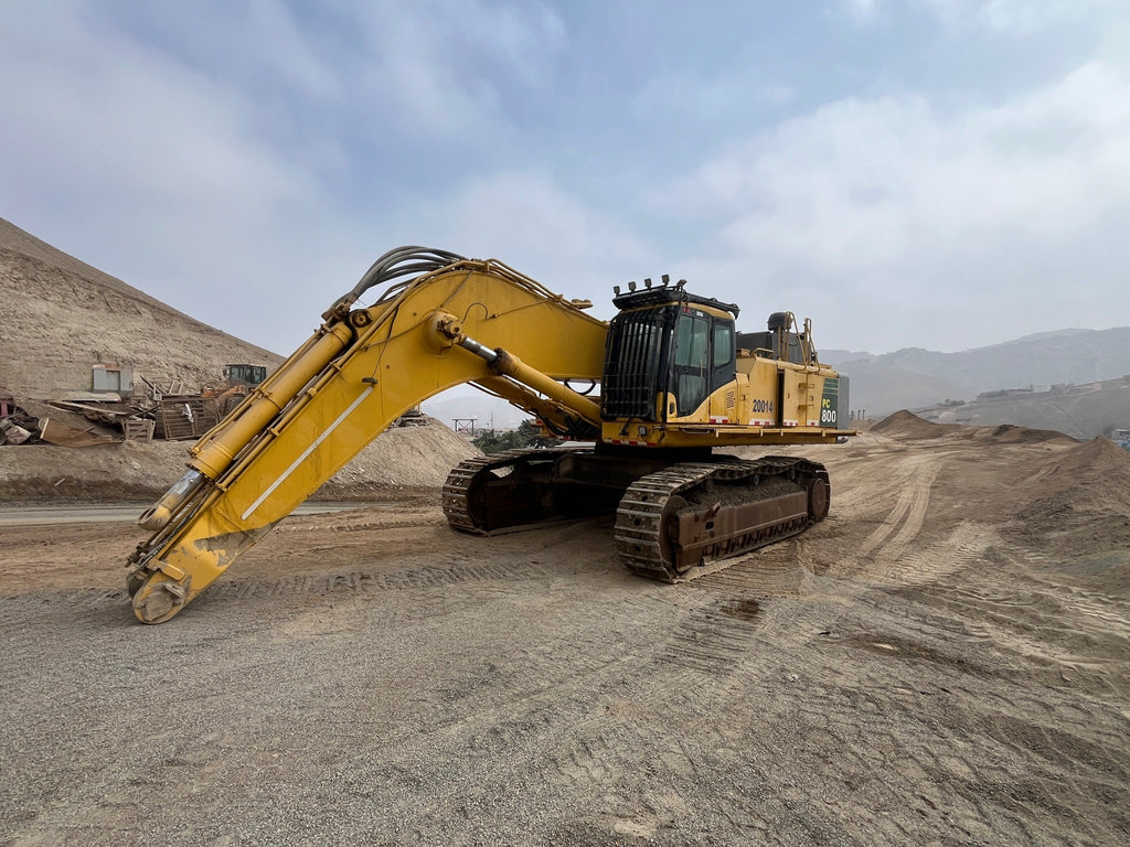 Lot 013 - 2010 Komatsu PC800-8 LONG REACH
