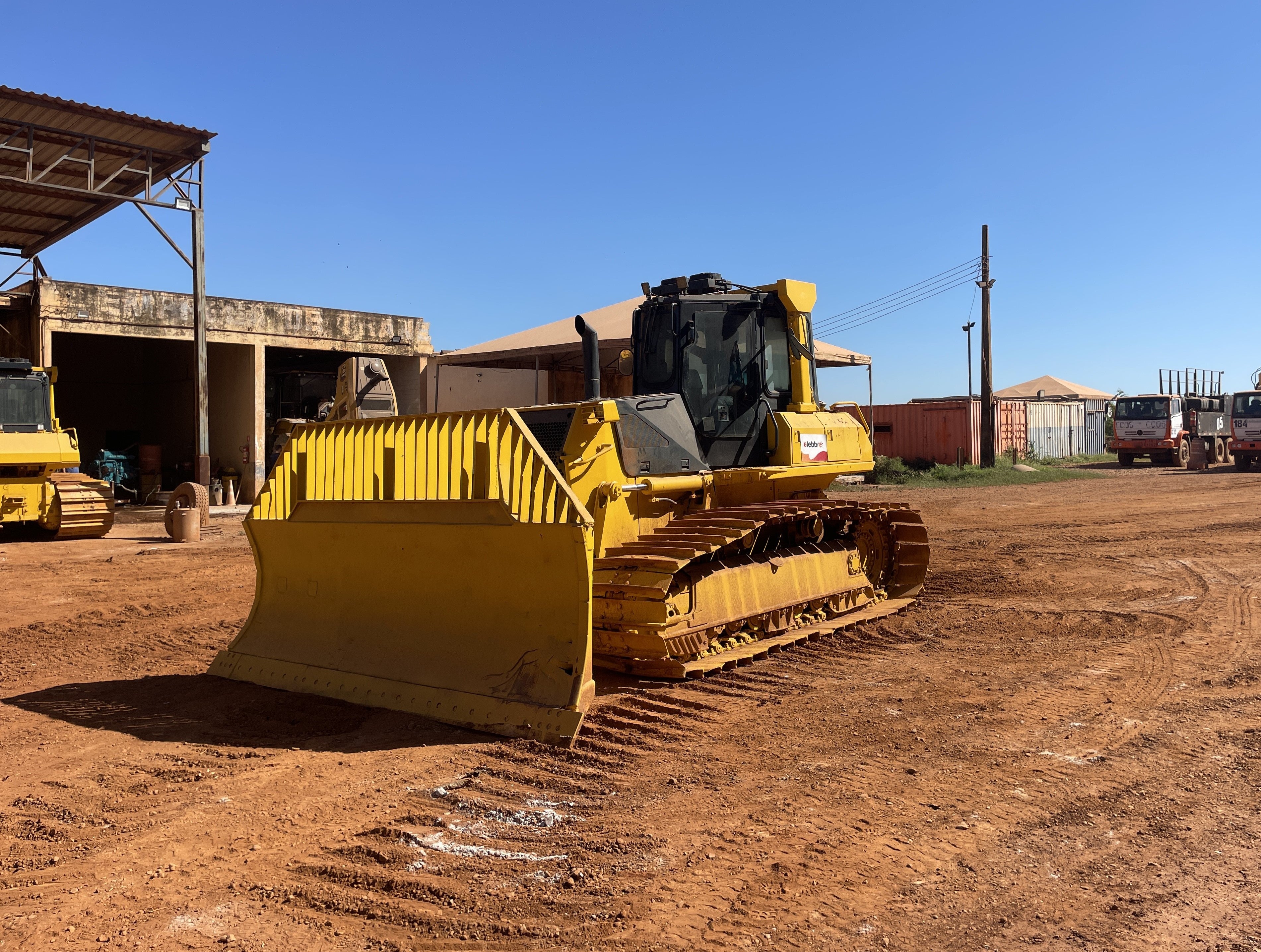 Lot 027 - 2009 Komatsu D61PX