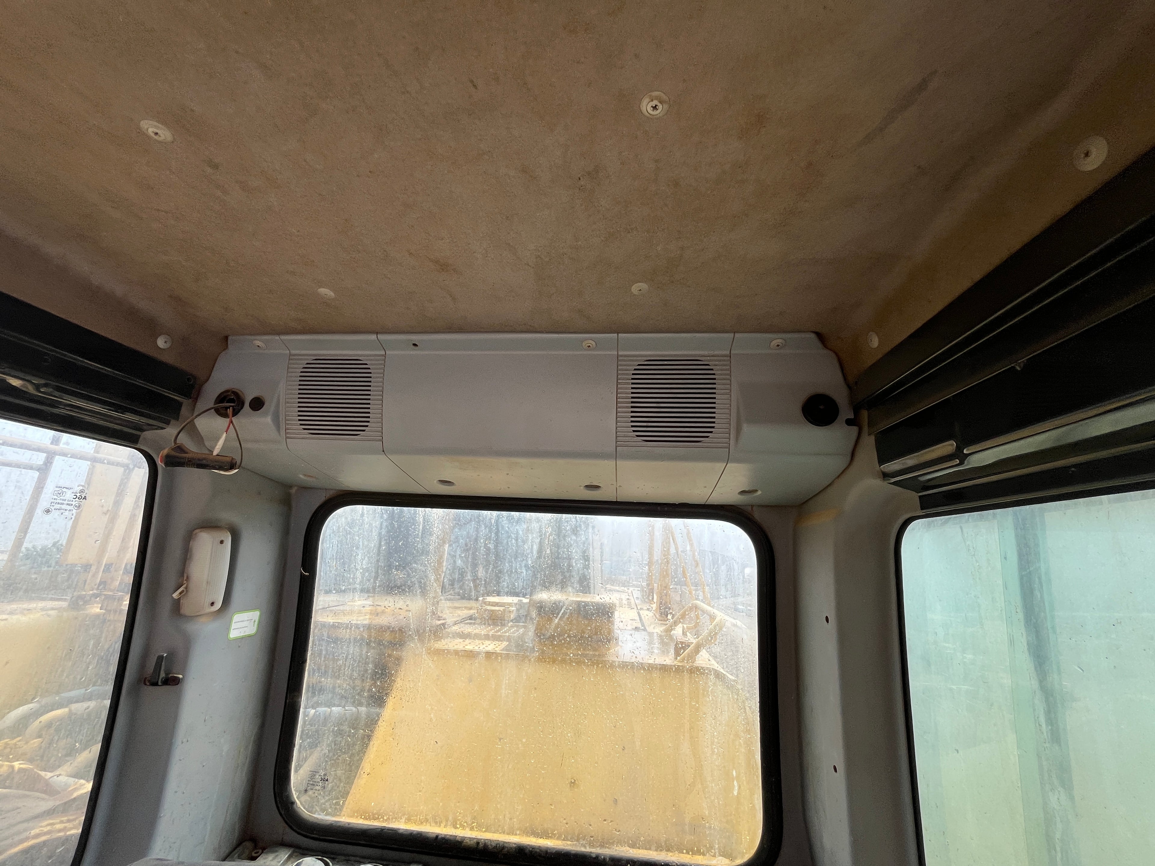 Lot 013 - 2010 Komatsu PC800-8 LONG REACH