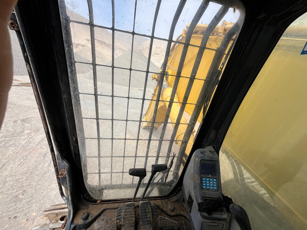 Lot 013 - 2010 Komatsu PC800-8 LONG REACH