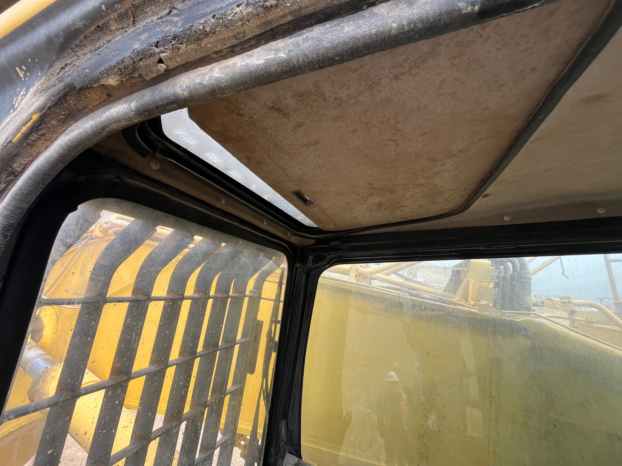 Lot 013 - 2010 Komatsu PC800-8 LONG REACH