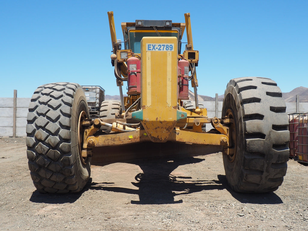 Lot 012 - 2011 Komatsu GD825A-2T