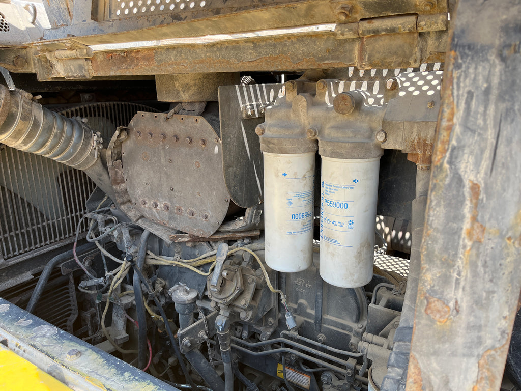 Lot 013 - 2010 Komatsu PC800-8 LONG REACH
