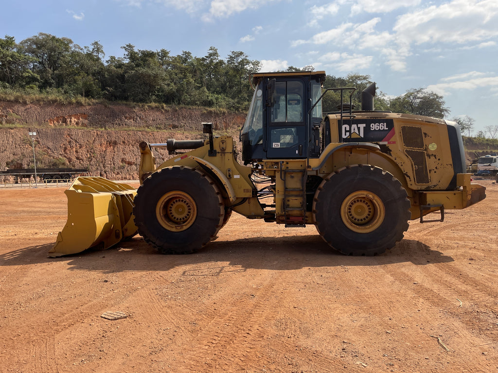 Lot 001 - 2018 Caterpillar 966L
