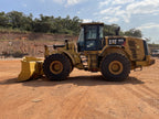 Lot 001 - 2018 Caterpillar 966L