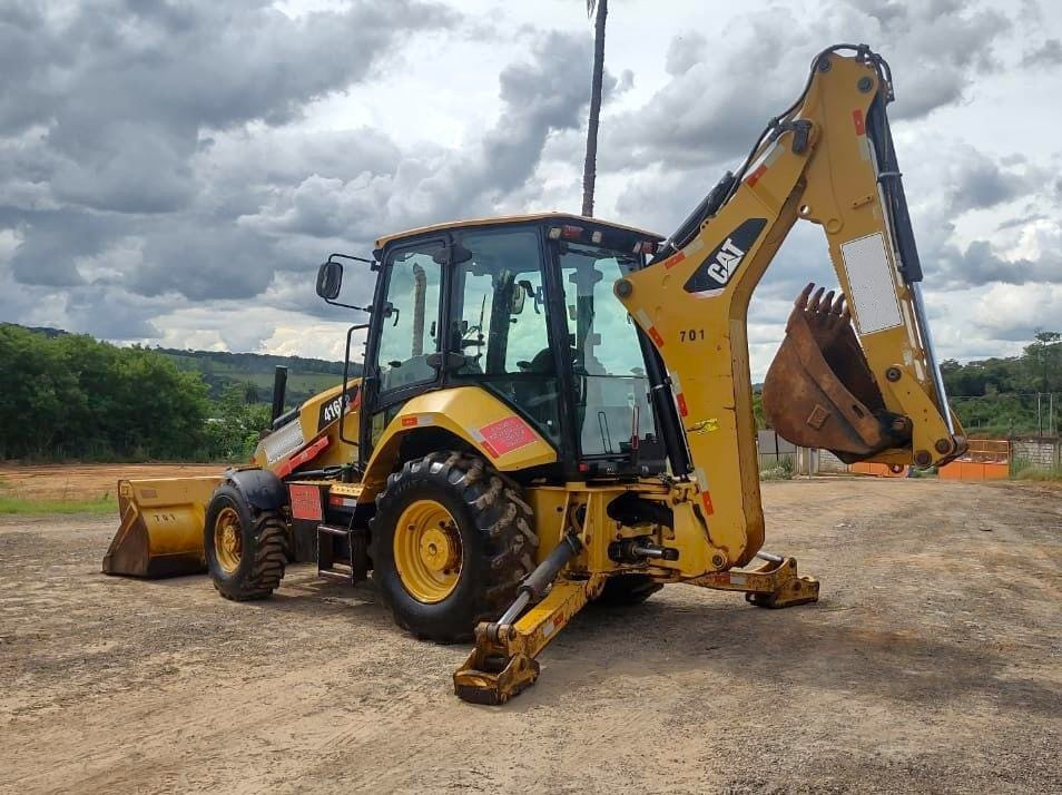 Lot 029 - 2016 Caterpillar 416F2