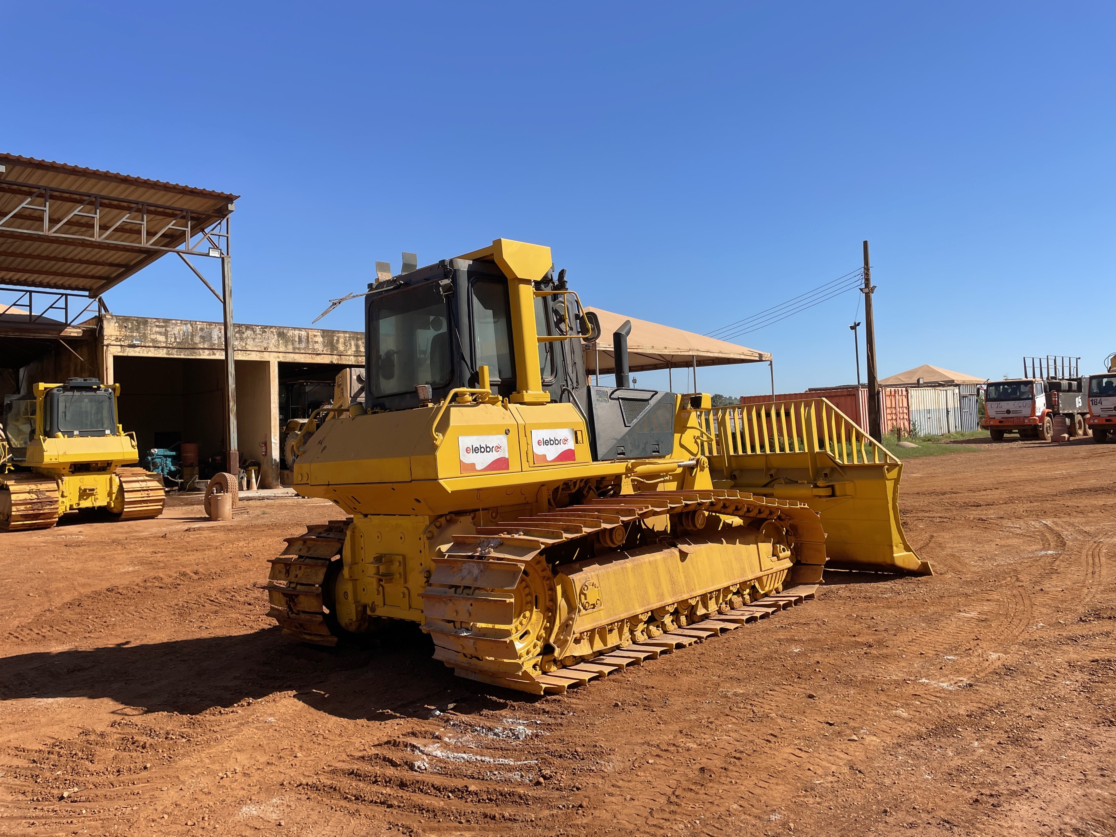 Lot 027 - 2009 Komatsu D61PX