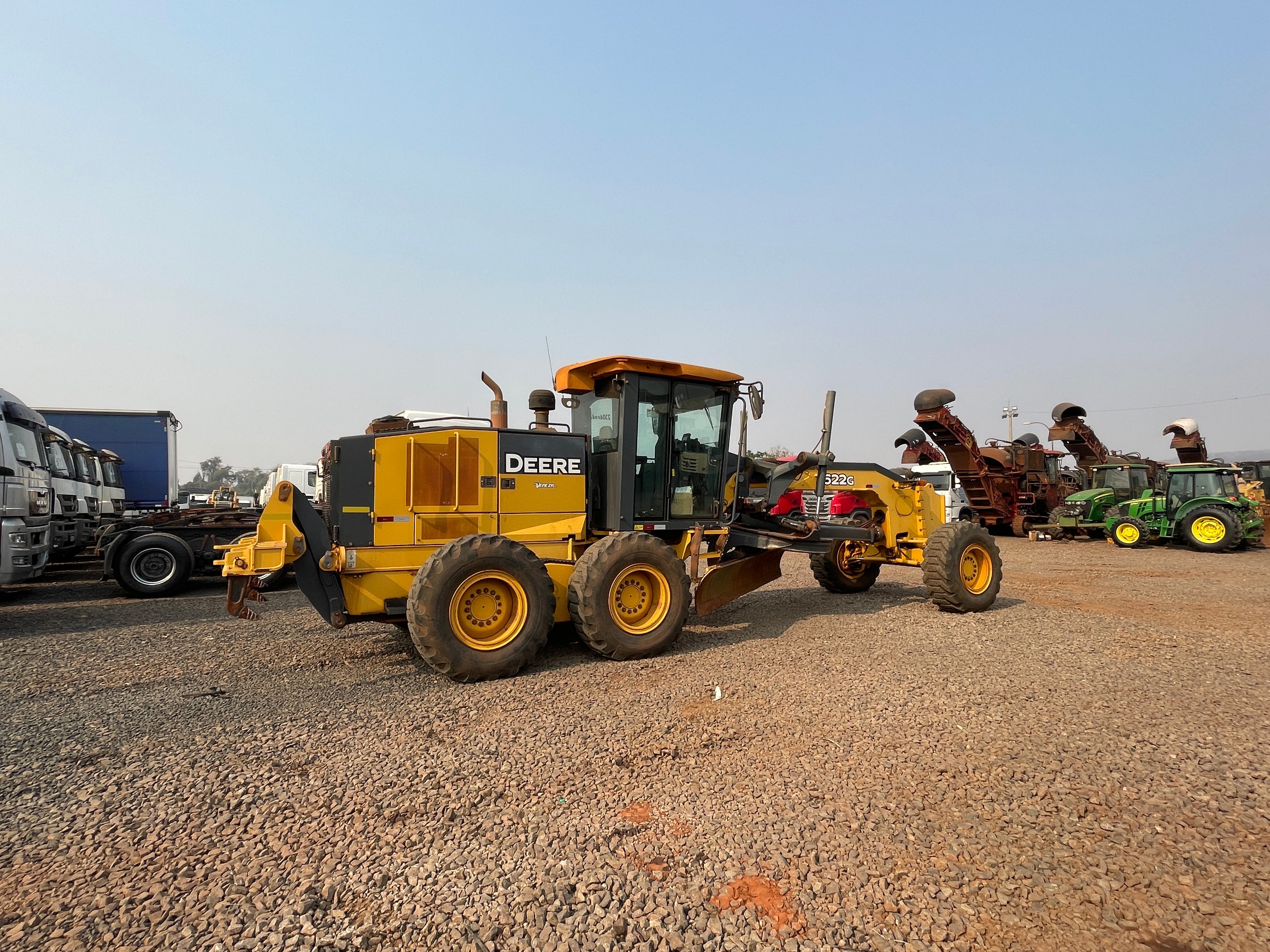 Lot 009 - 2019 John Deere 622G