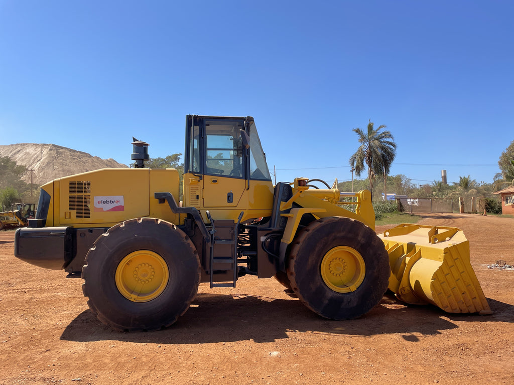 Lot 005 - 2013 Komatsu WA320