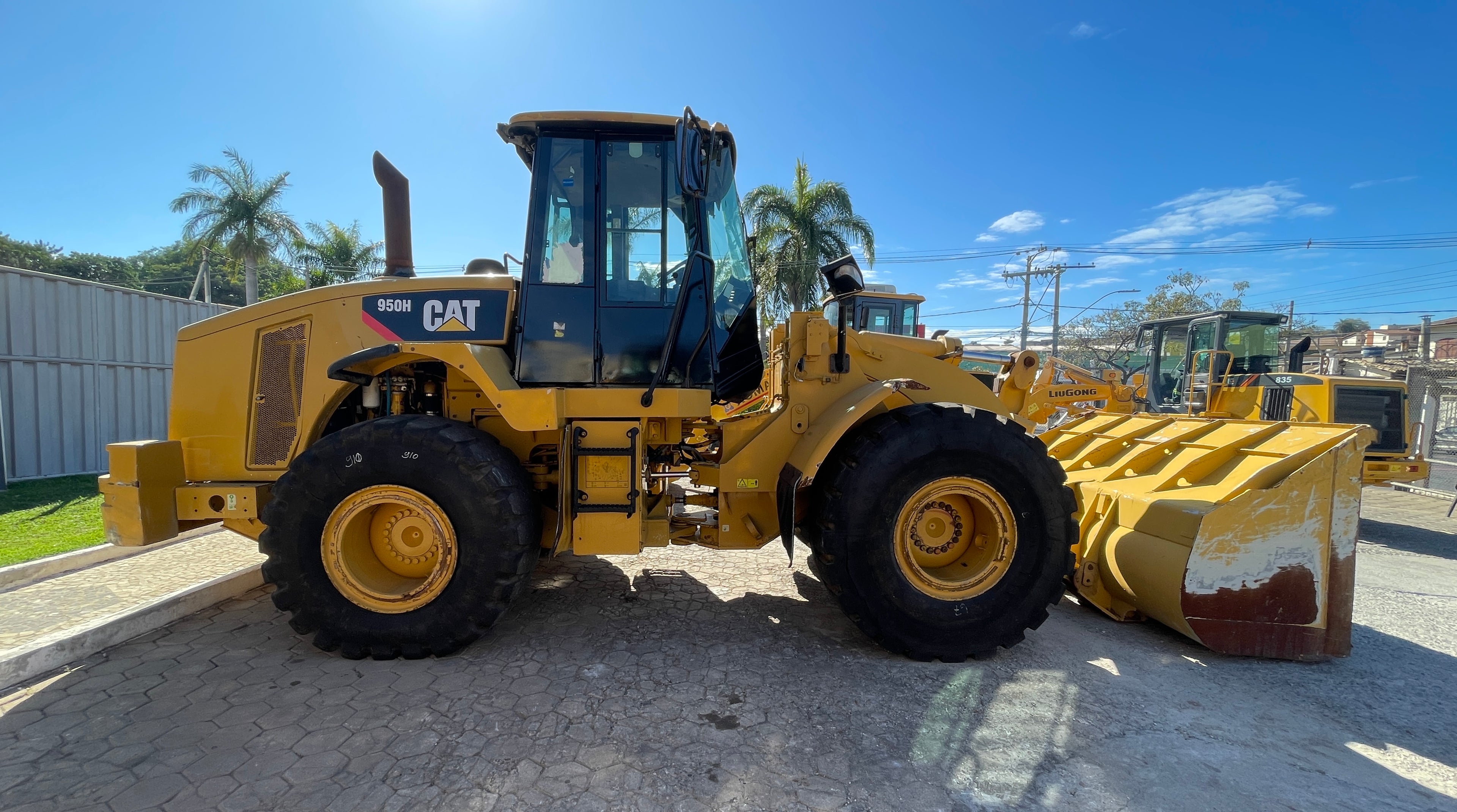 Lot 002 - 2010 Caterpillar 950H