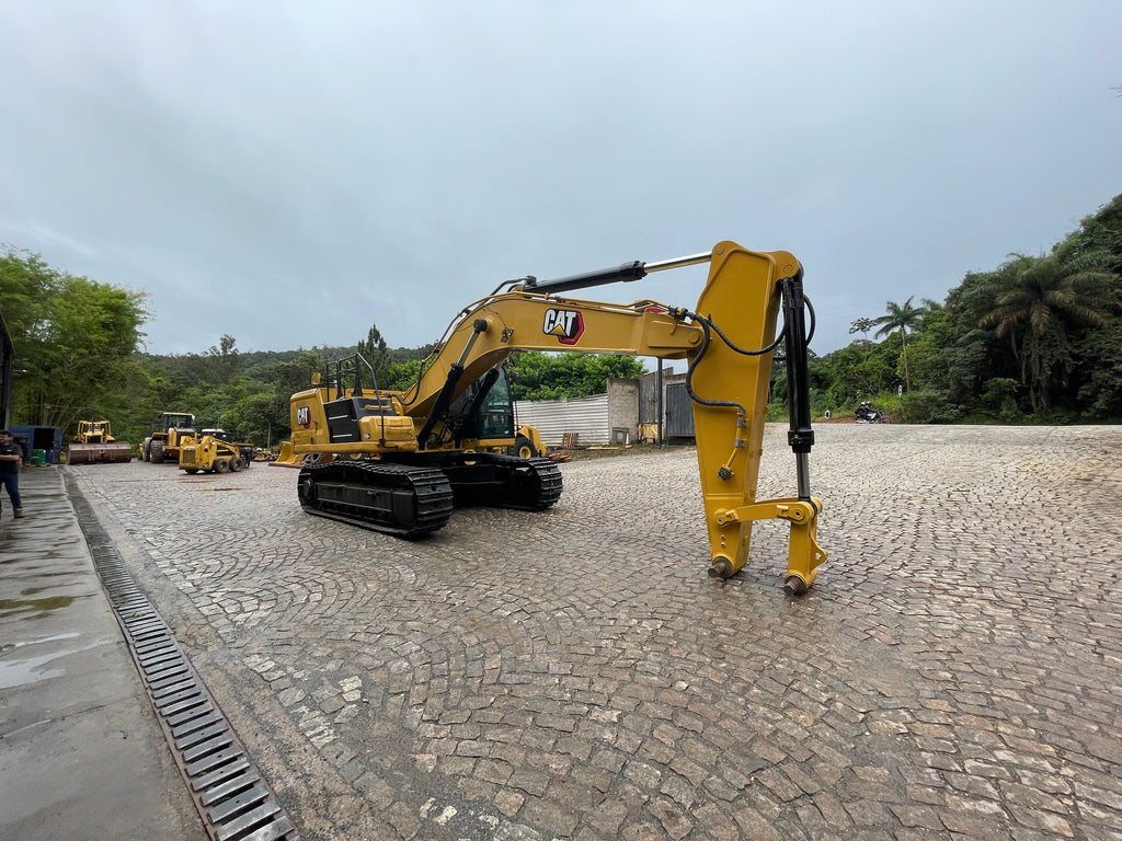 Lot 014 - 2022 Caterpillar 336