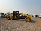 Lot 009 - 2019 John Deere 622G