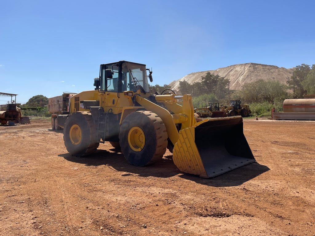 Lot 005 - 2013 Komatsu WA320