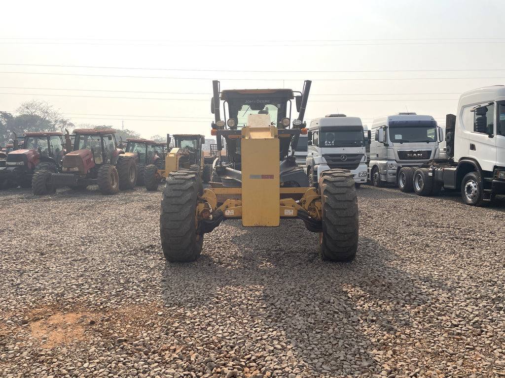 Lot 009 - 2019 John Deere 622G