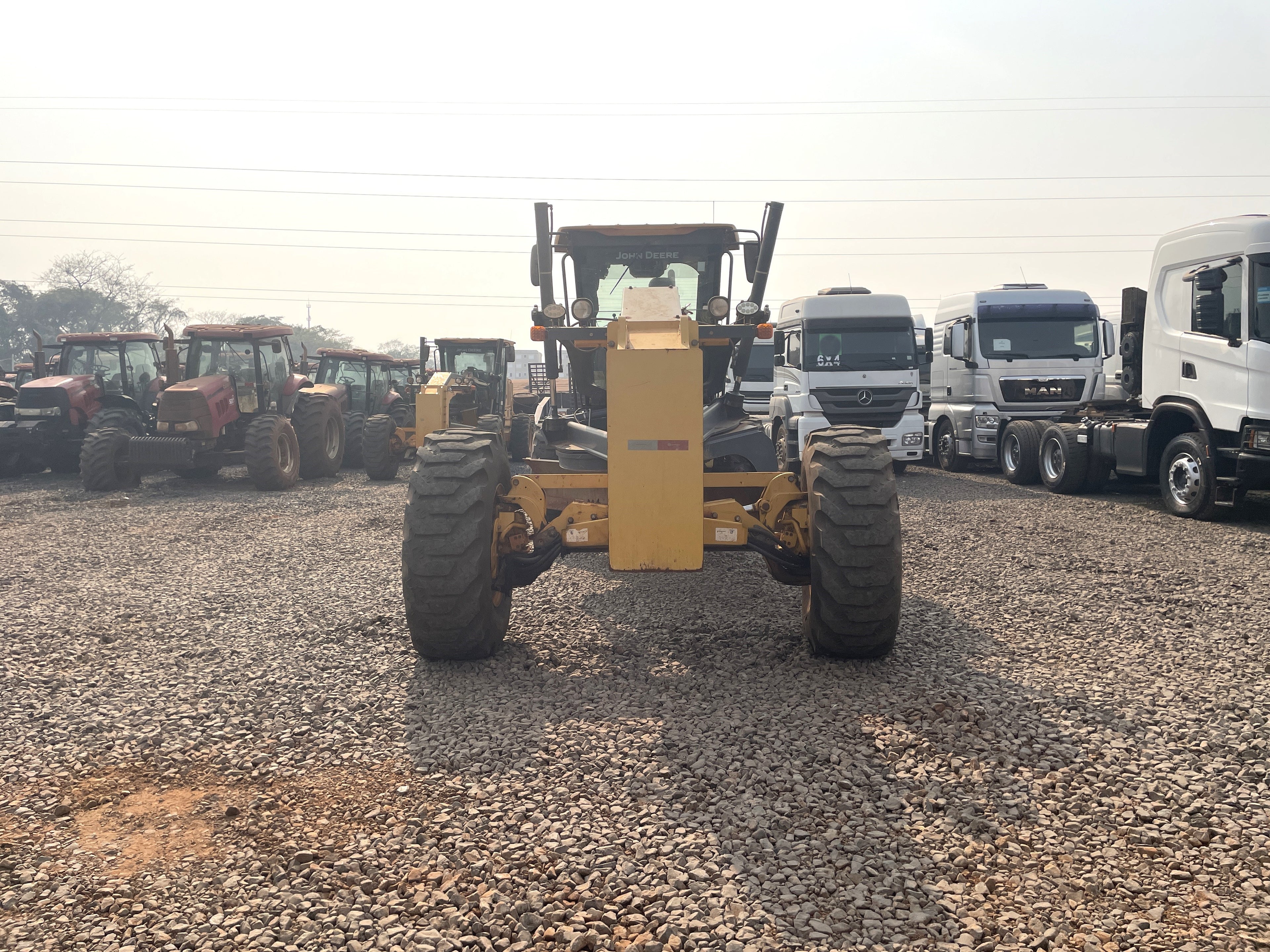 Lot 009 - 2019 John Deere 622G