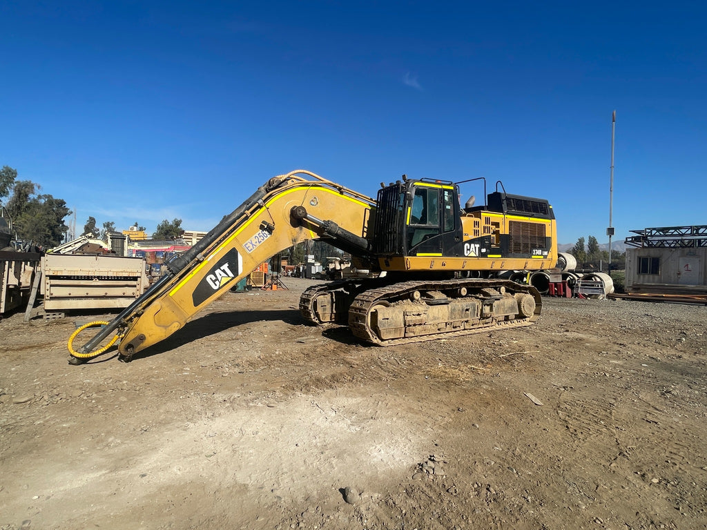 Lot 021 - 2013 Caterpillar 374 D