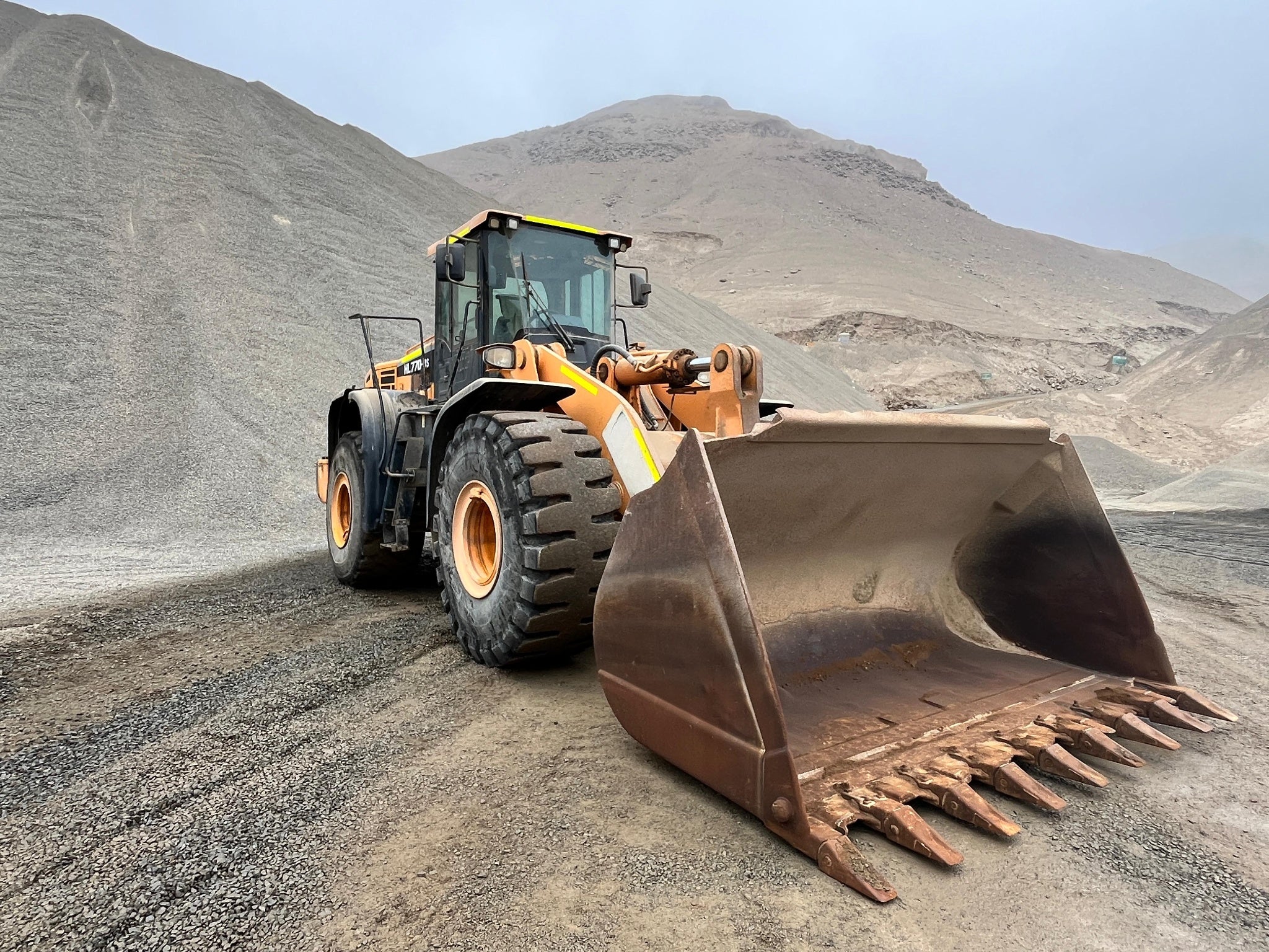 Lot 006 - 2016 HYUNDAI HL770-9S