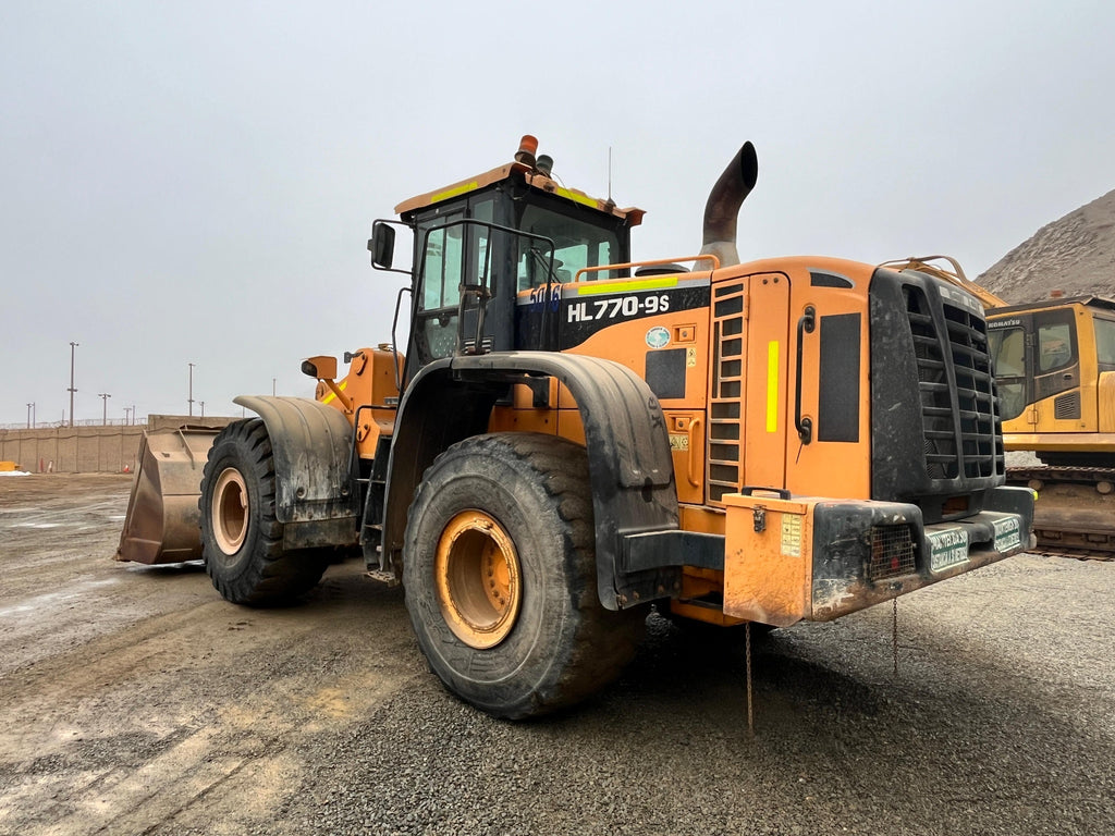 Lot 006 - 2016 HYUNDAI HL770-9S