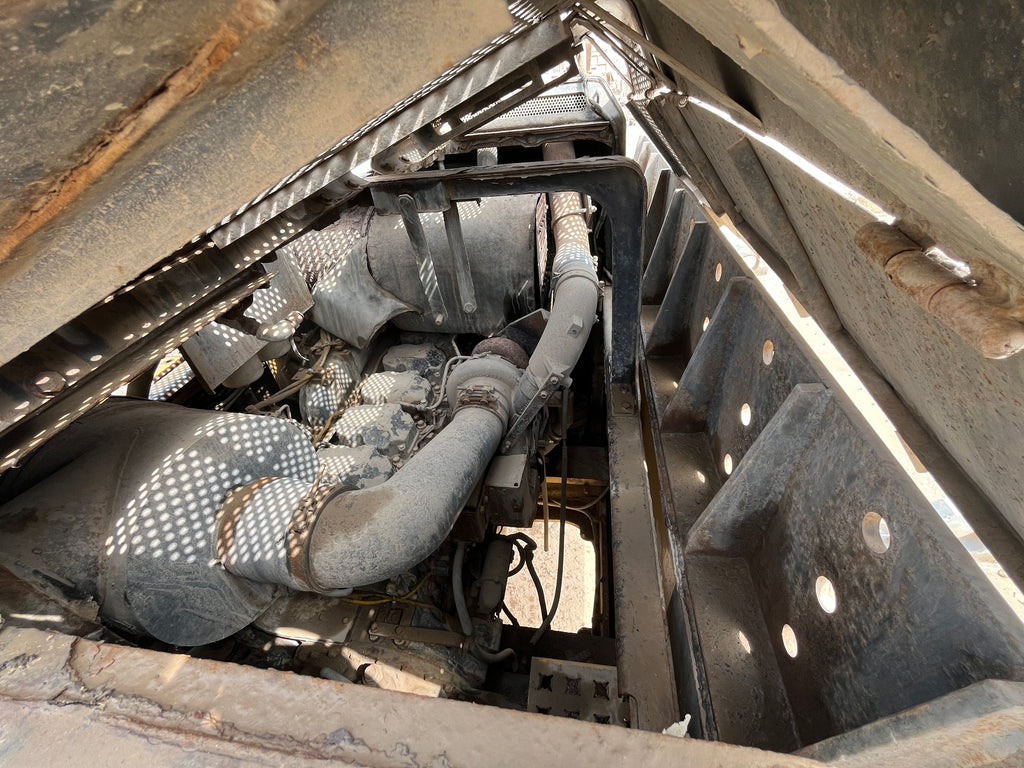 Lot 013 - 2010 Komatsu PC800-8 LONG REACH