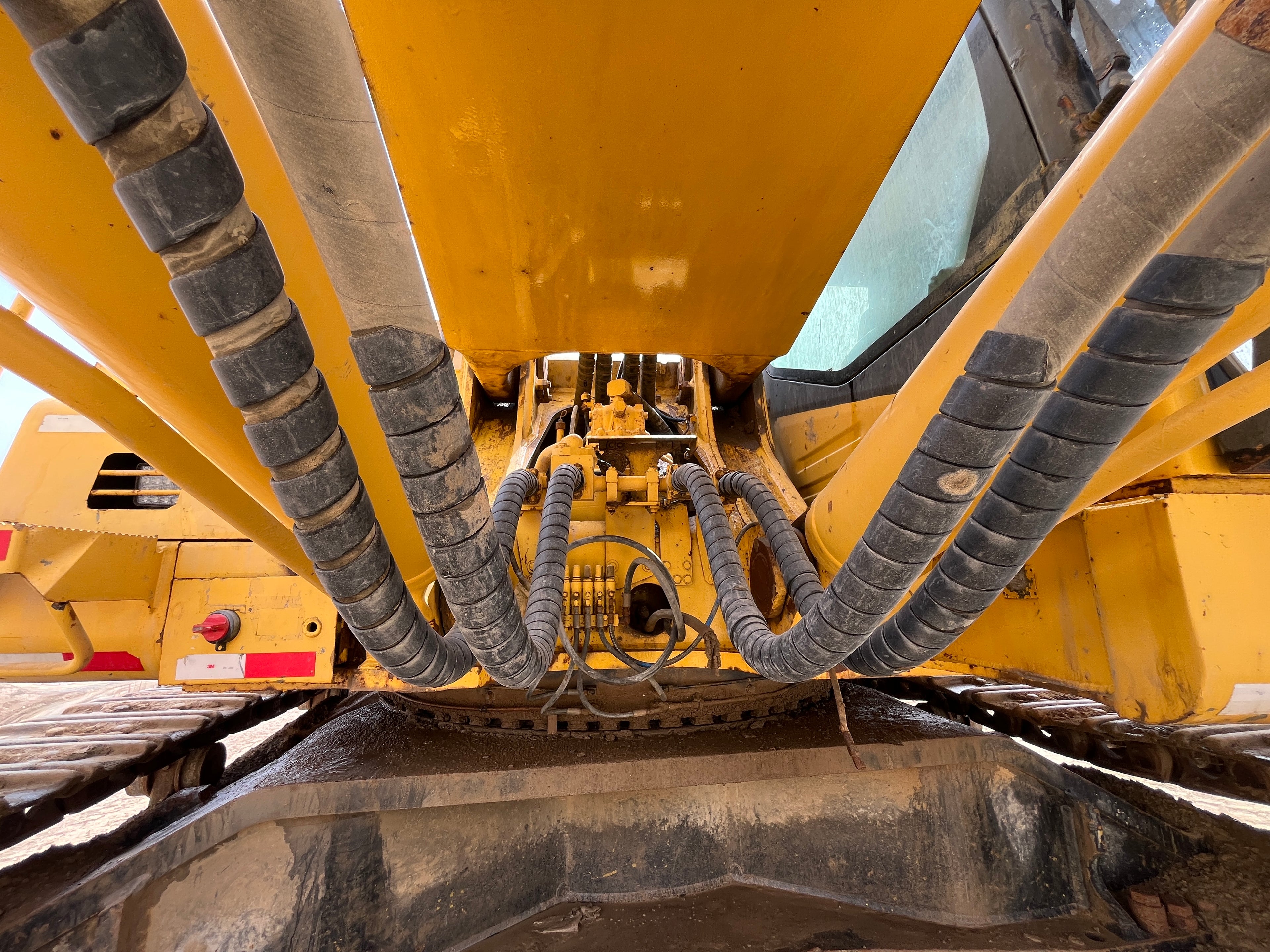 Lot 013 - 2010 Komatsu PC800-8 LONG REACH