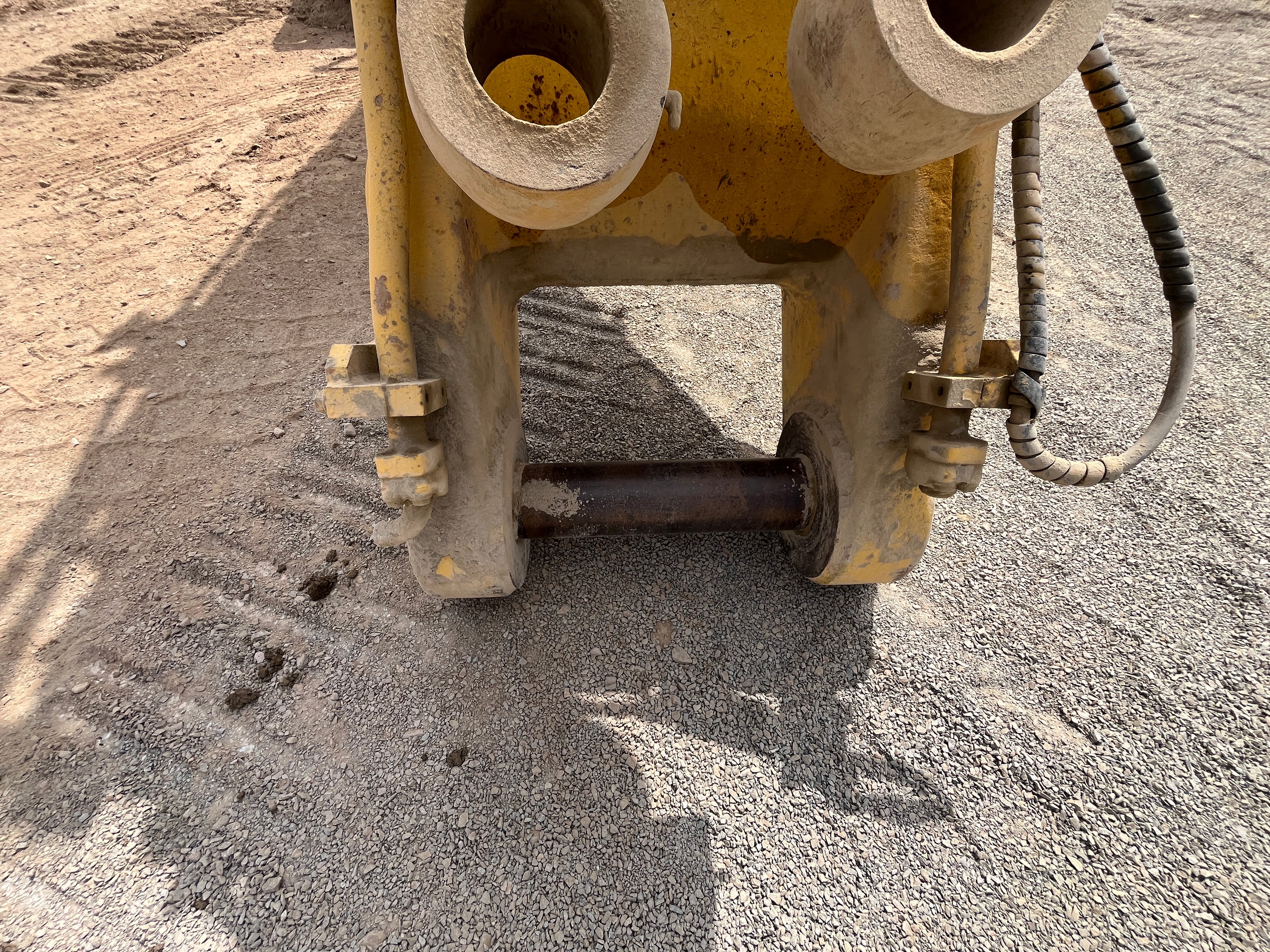 Lot 013 - 2010 Komatsu PC800-8 LONG REACH