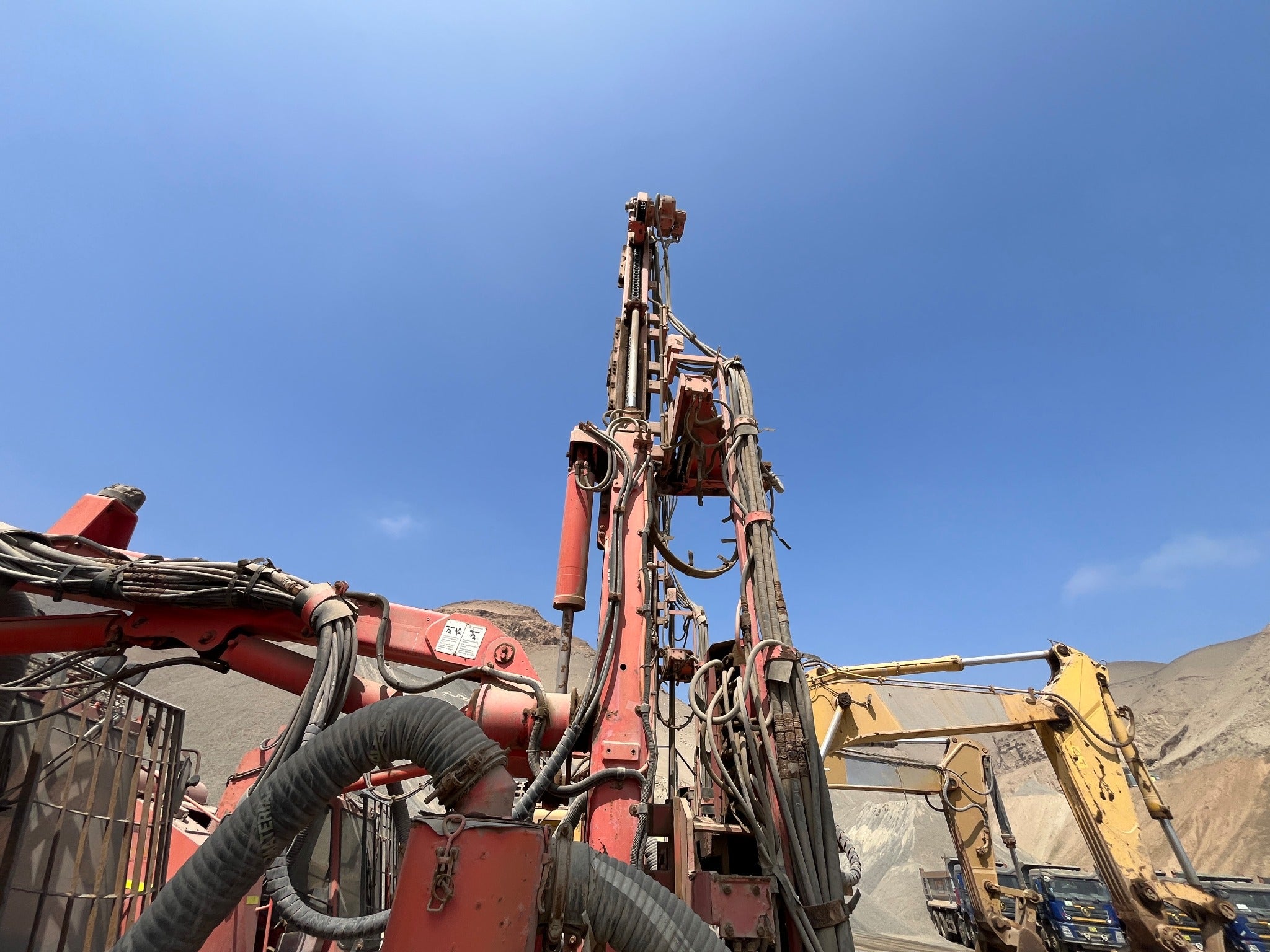 Lot 033 - 2010 SANDVIK DX700