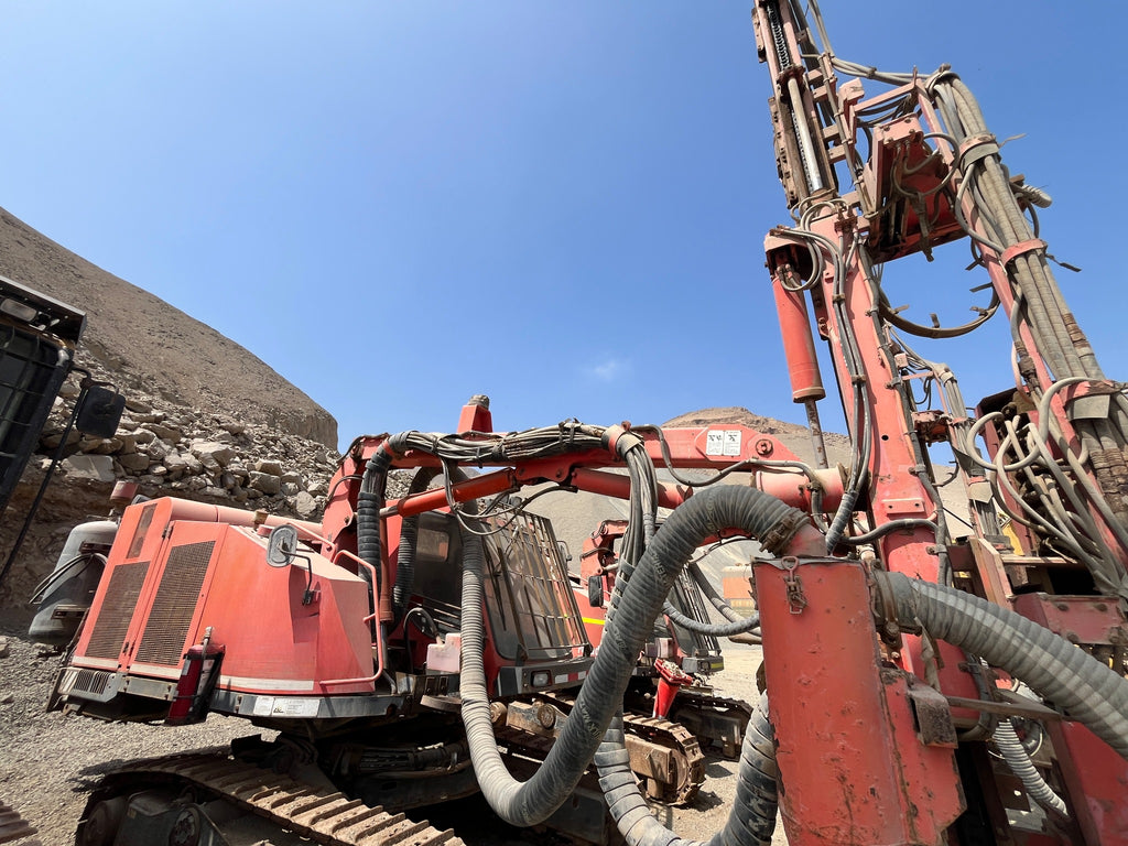 Lot 033 - 2010 SANDVIK DX700