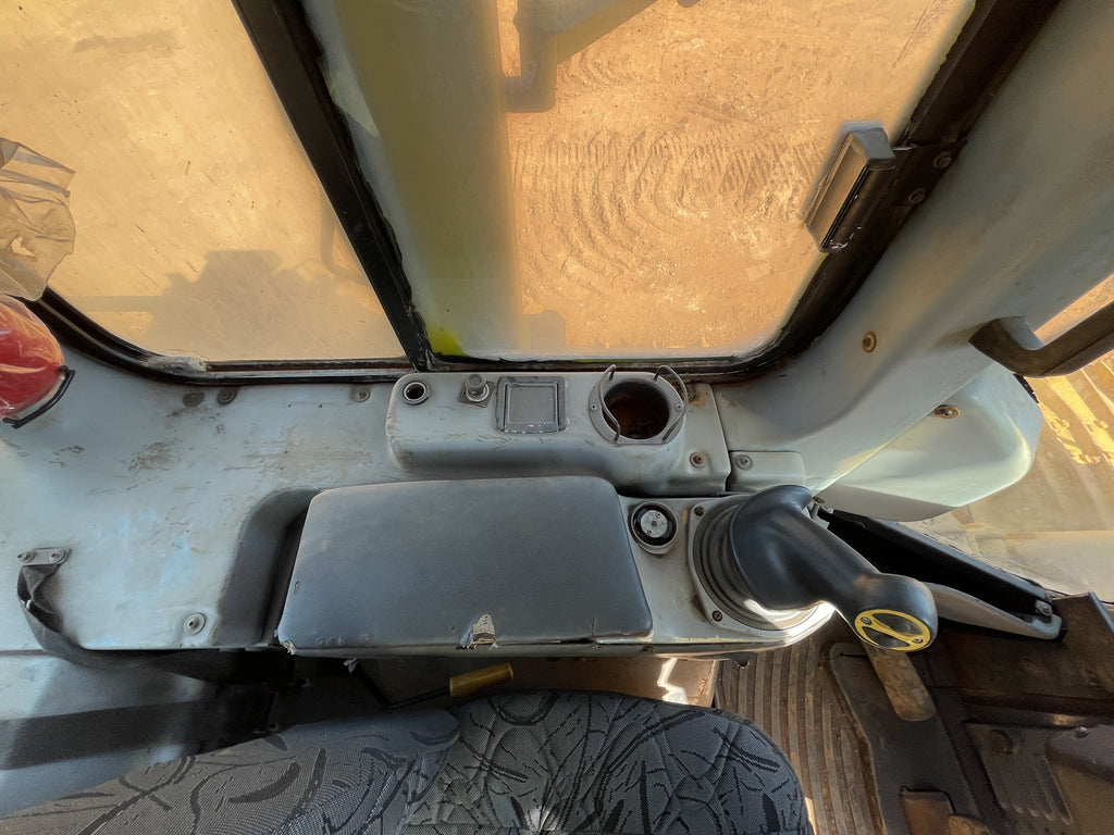 Lot 027 - 2009 Komatsu D61PX