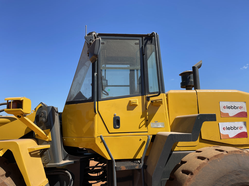 Lot 005 - 2013 Komatsu WA320