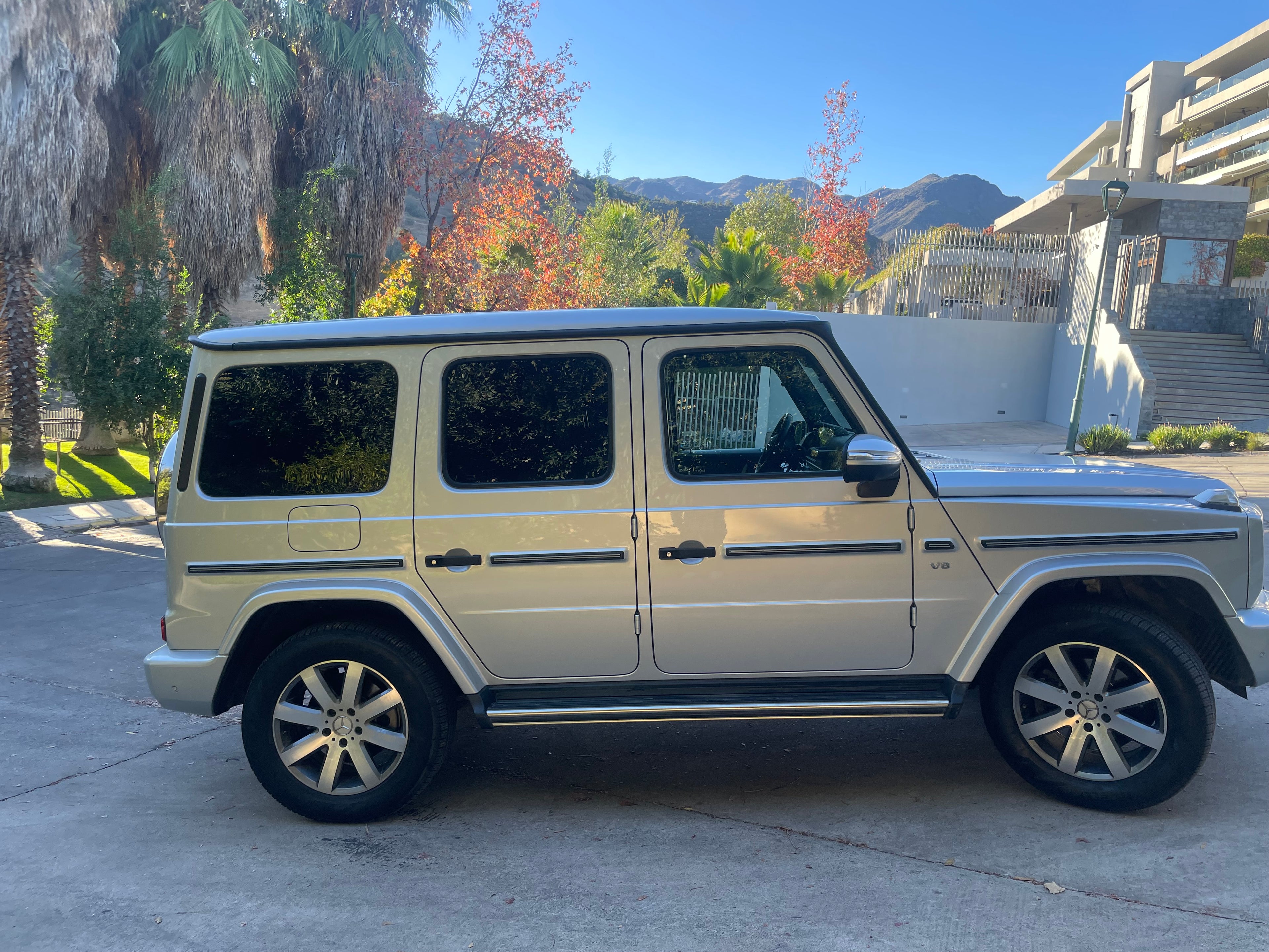 Lot 040 - 2025 MERCEDES BENZ G500 V8