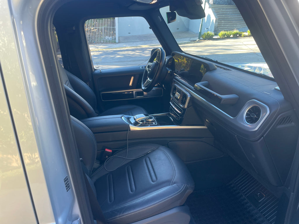 Lot 040 - 2025 MERCEDES BENZ G500 V8