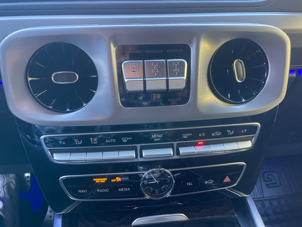 Lot 040 - 2025 MERCEDES BENZ G500 V8