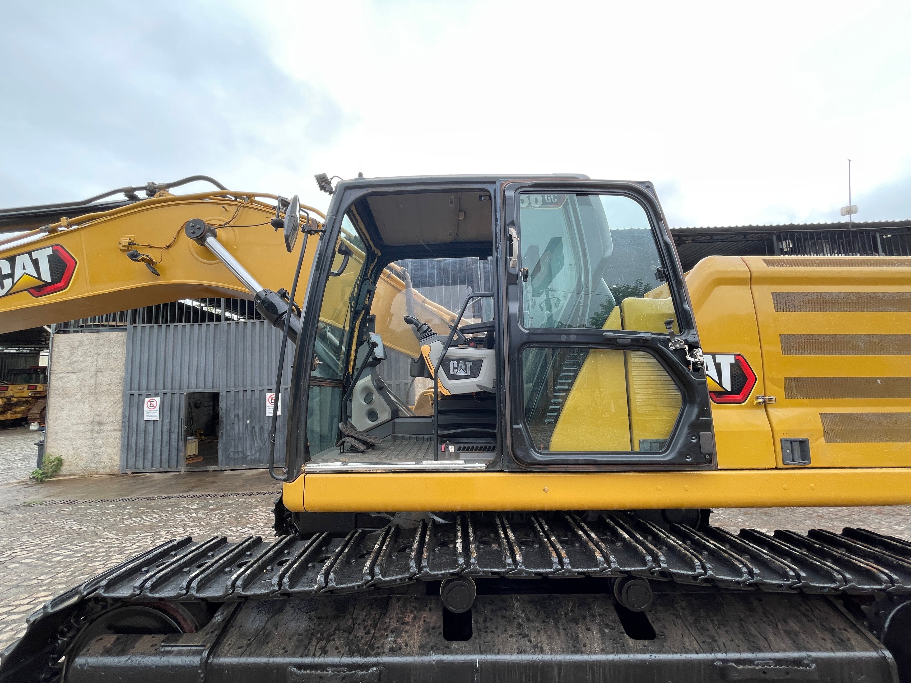 Lot 014 - 2022 Caterpillar 336