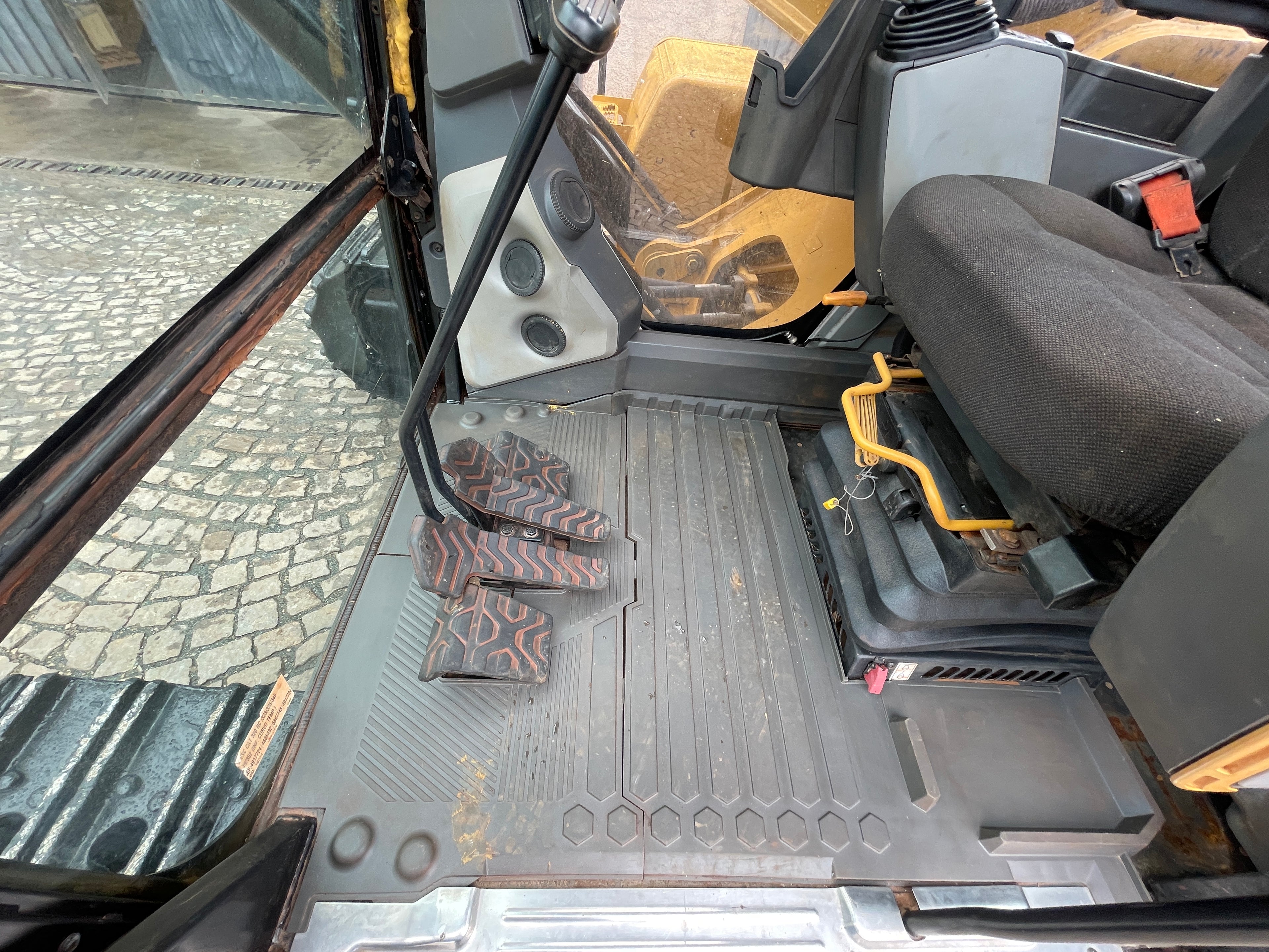 Lot 014 - 2022 Caterpillar 336