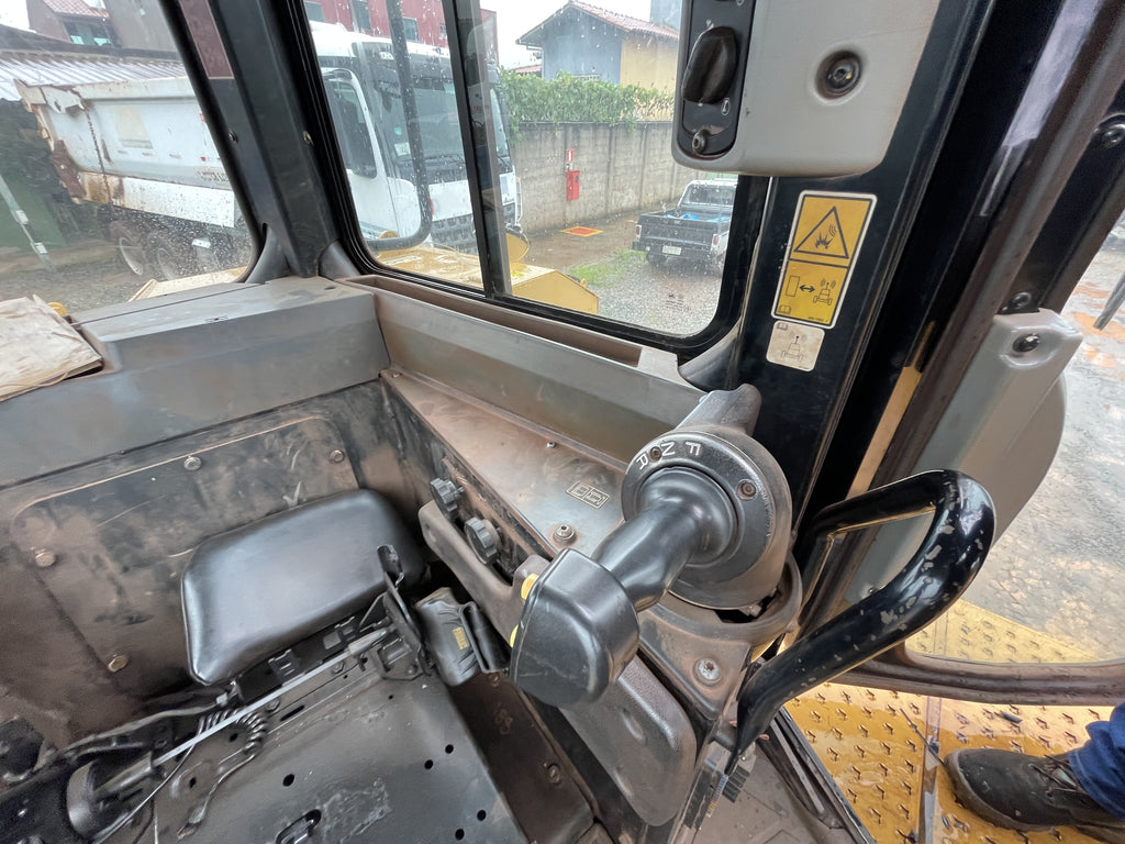 Lot 025 - 2019 Caterpillar D8T