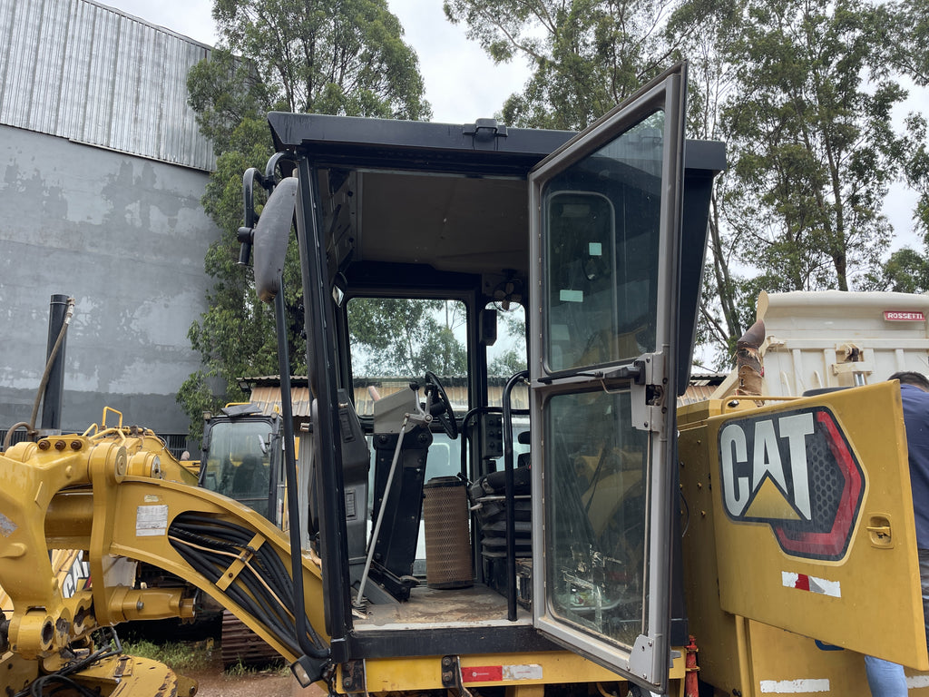 Lot 010 - 2020 Caterpillar 140K