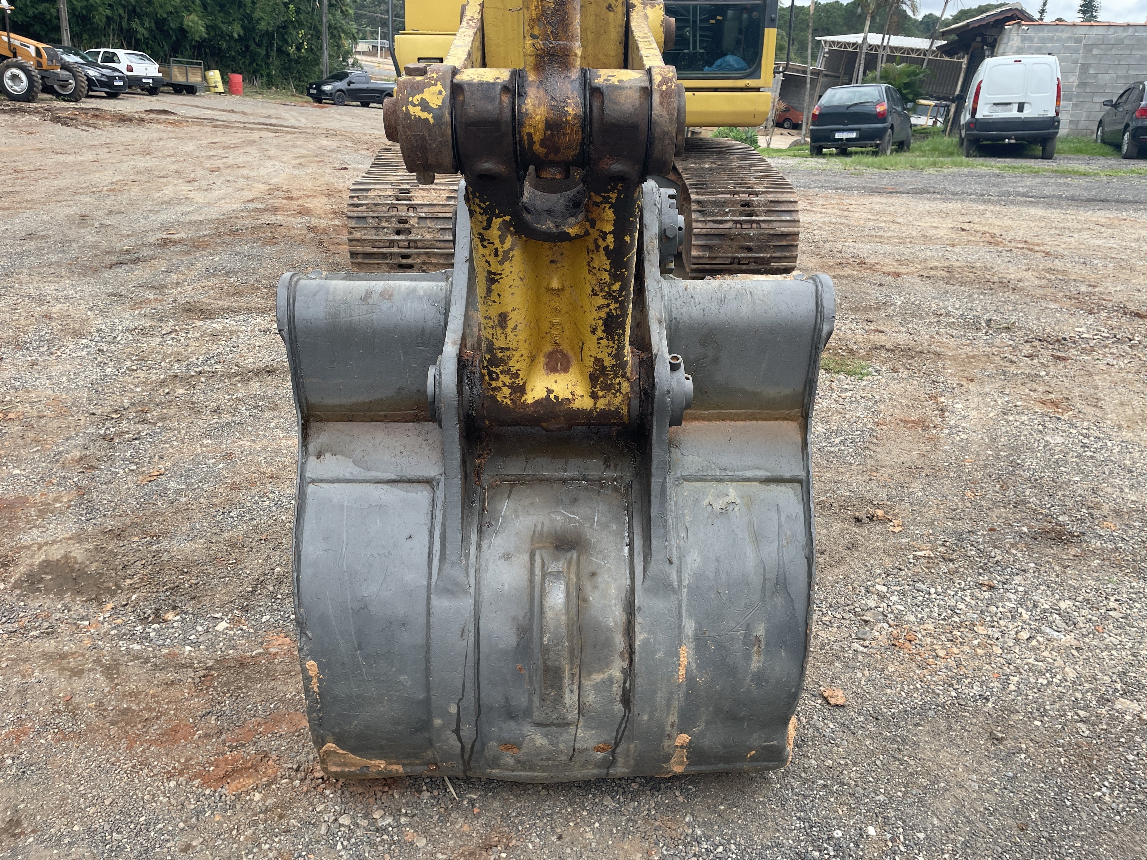 Lot 017 - 2010 Komatsu PC200-8
