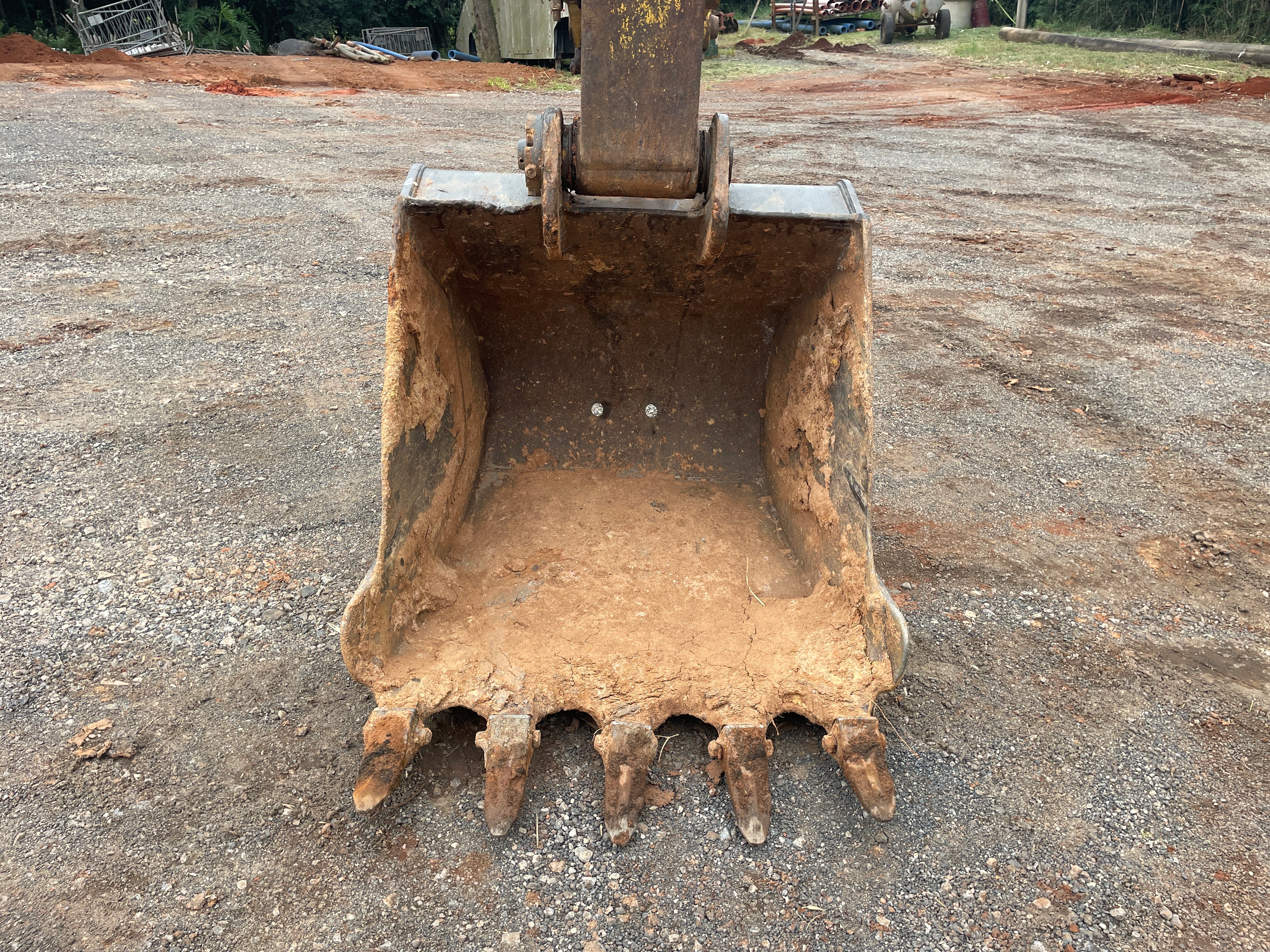 Lot 017 - 2010 Komatsu PC200-8