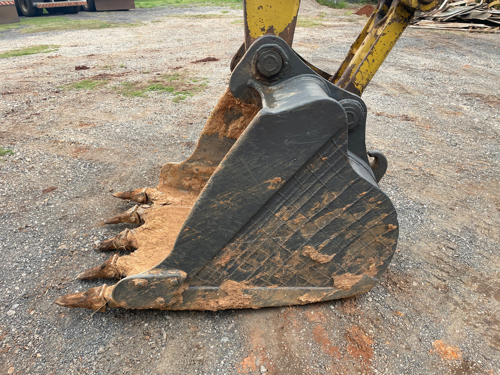 Lot 017 - 2010 Komatsu PC200-8