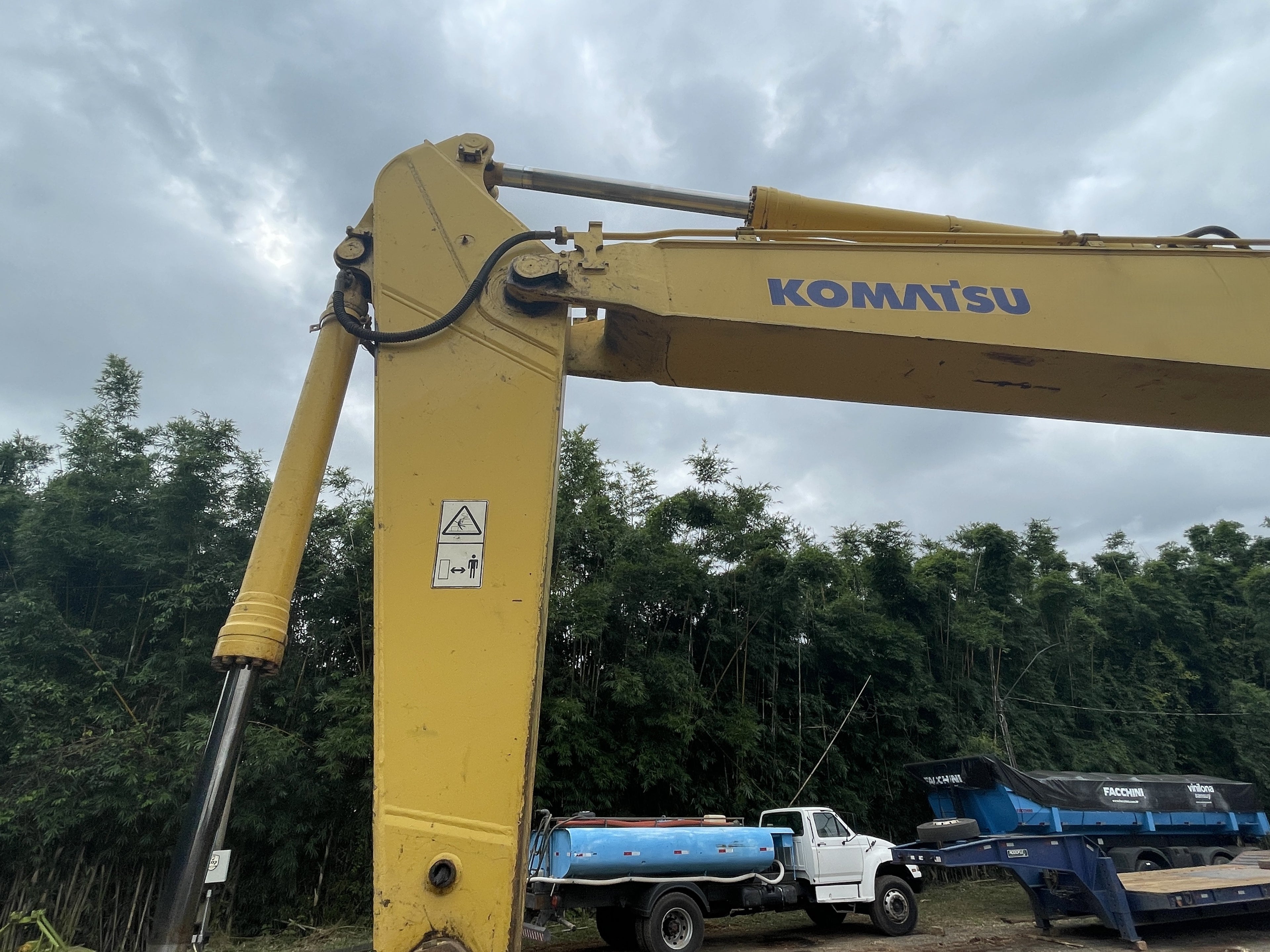 Lot 017 - 2010 Komatsu PC200-8