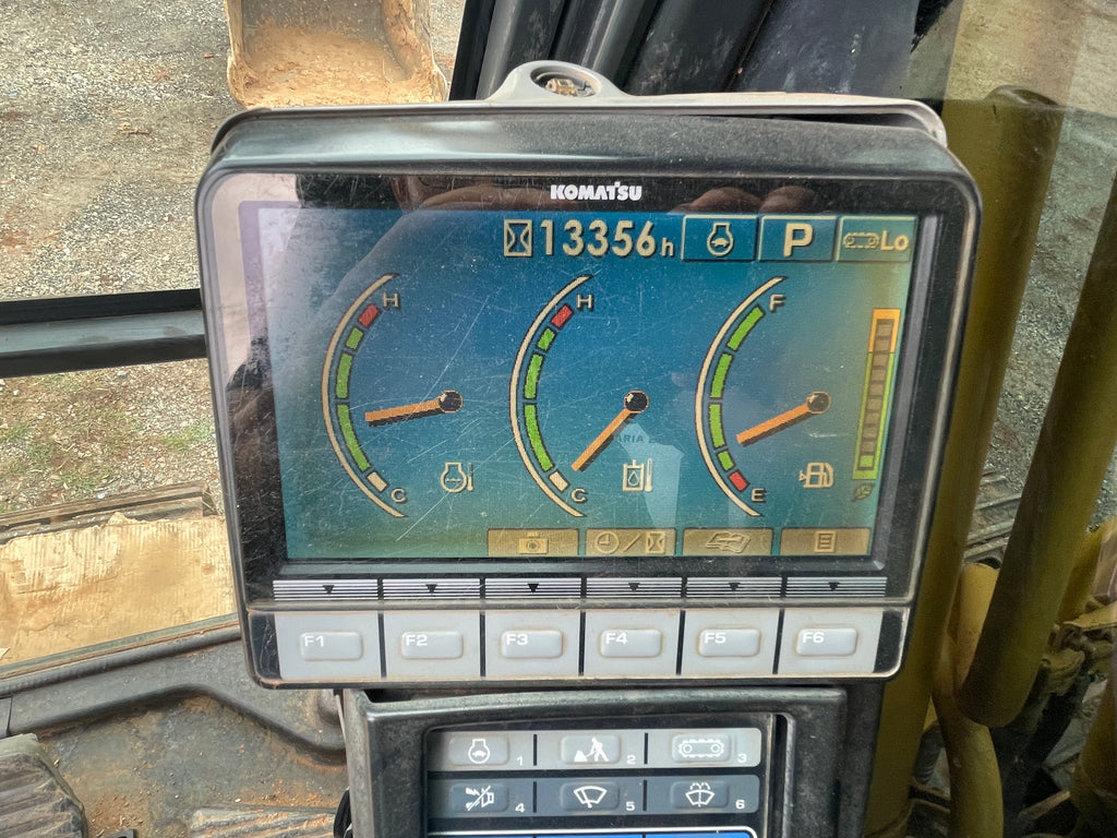 Lot 017 - 2010 Komatsu PC200-8