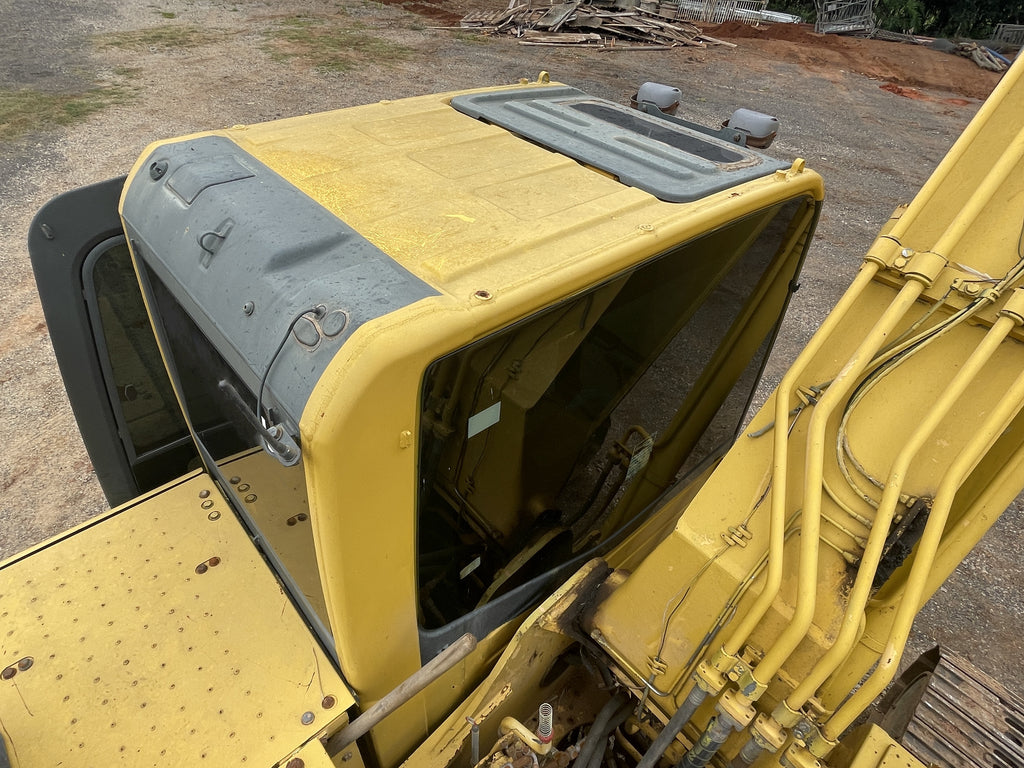 Lot 017 - 2010 Komatsu PC200-8