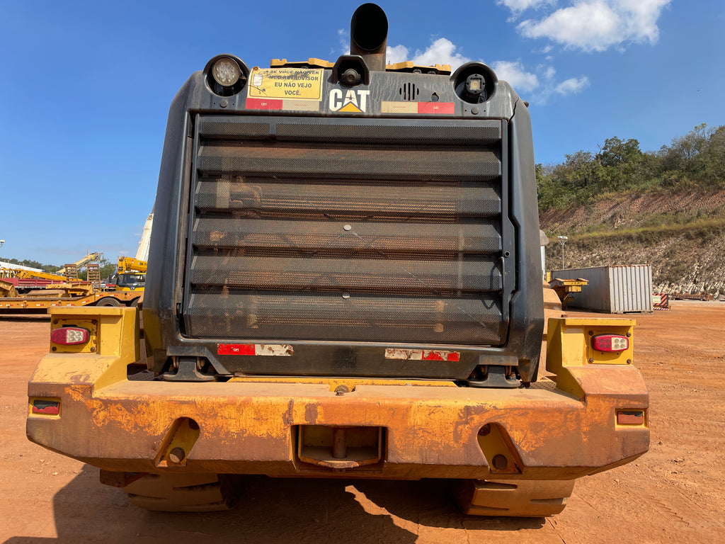 Lot 001 - 2018 Caterpillar 966L