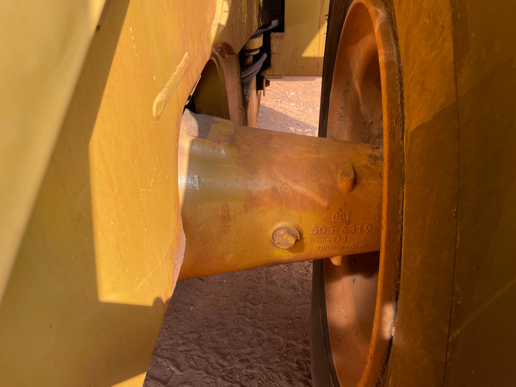 Lot 001 - 2018 Caterpillar 966L
