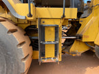 Lot 001 - 2018 Caterpillar 966L