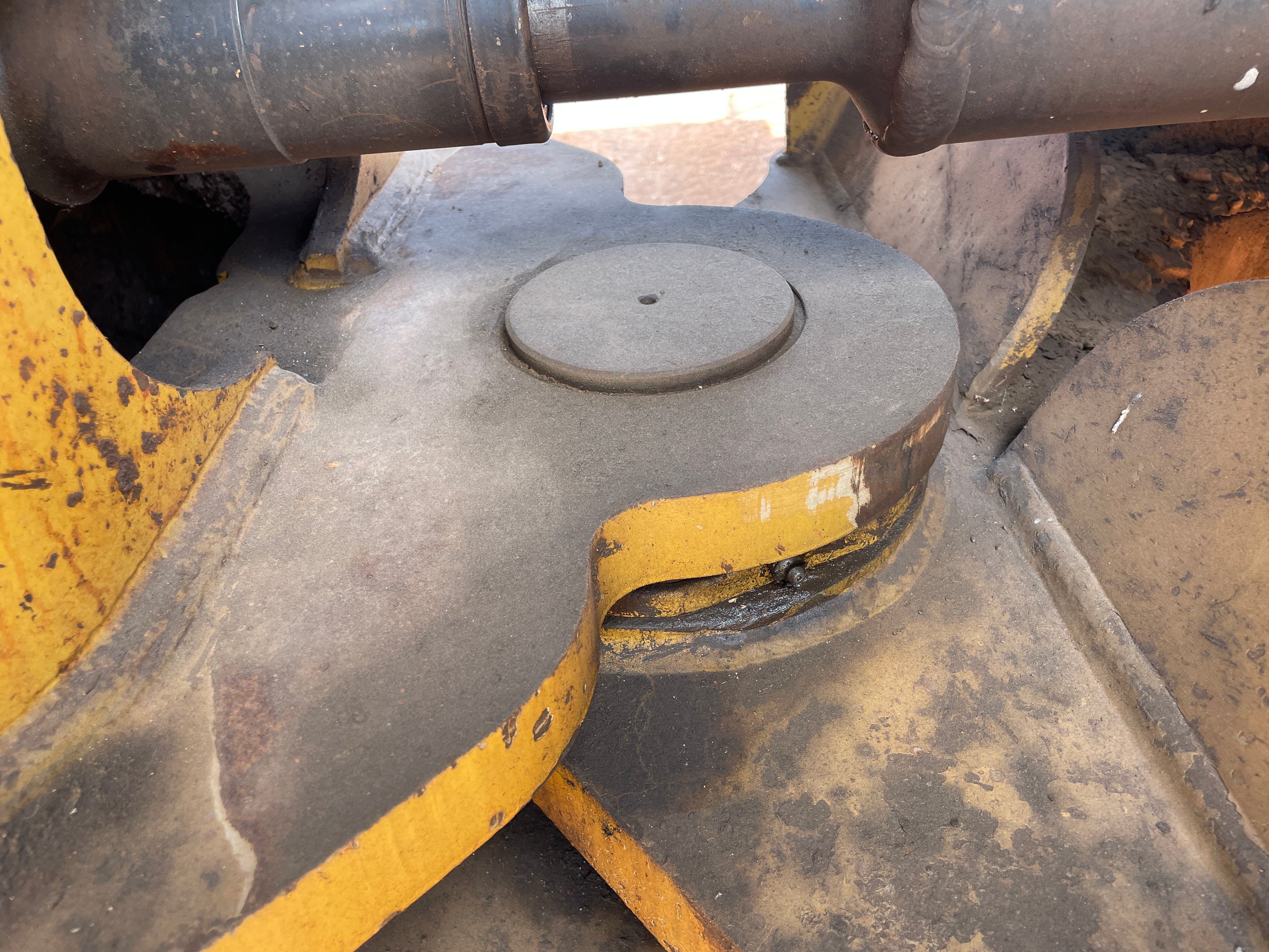 Lot 001 - 2018 Caterpillar 966L