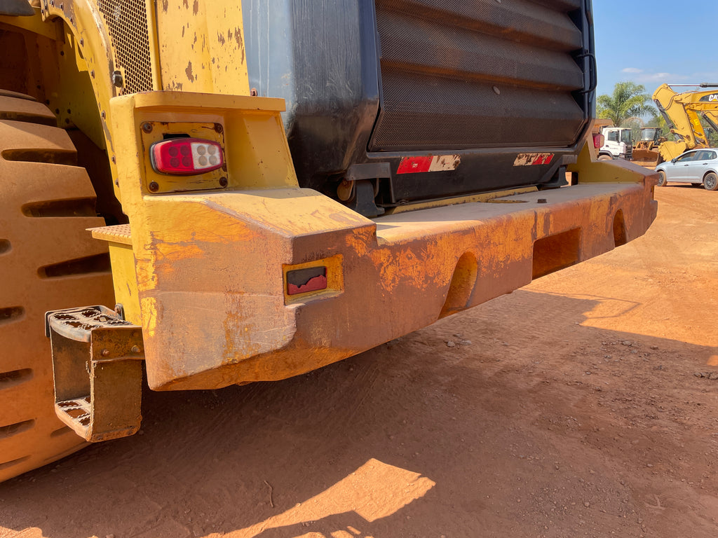 Lot 001 - 2018 Caterpillar 966L
